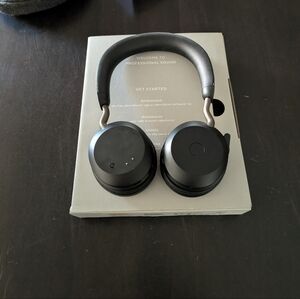 Wireless Headset - Jabra Evolve2 75